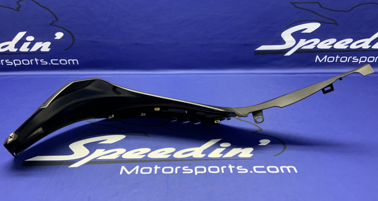 BMW Right Tank Fairing (Black & White) S1000RR 2020-2023 OEM 46638569772