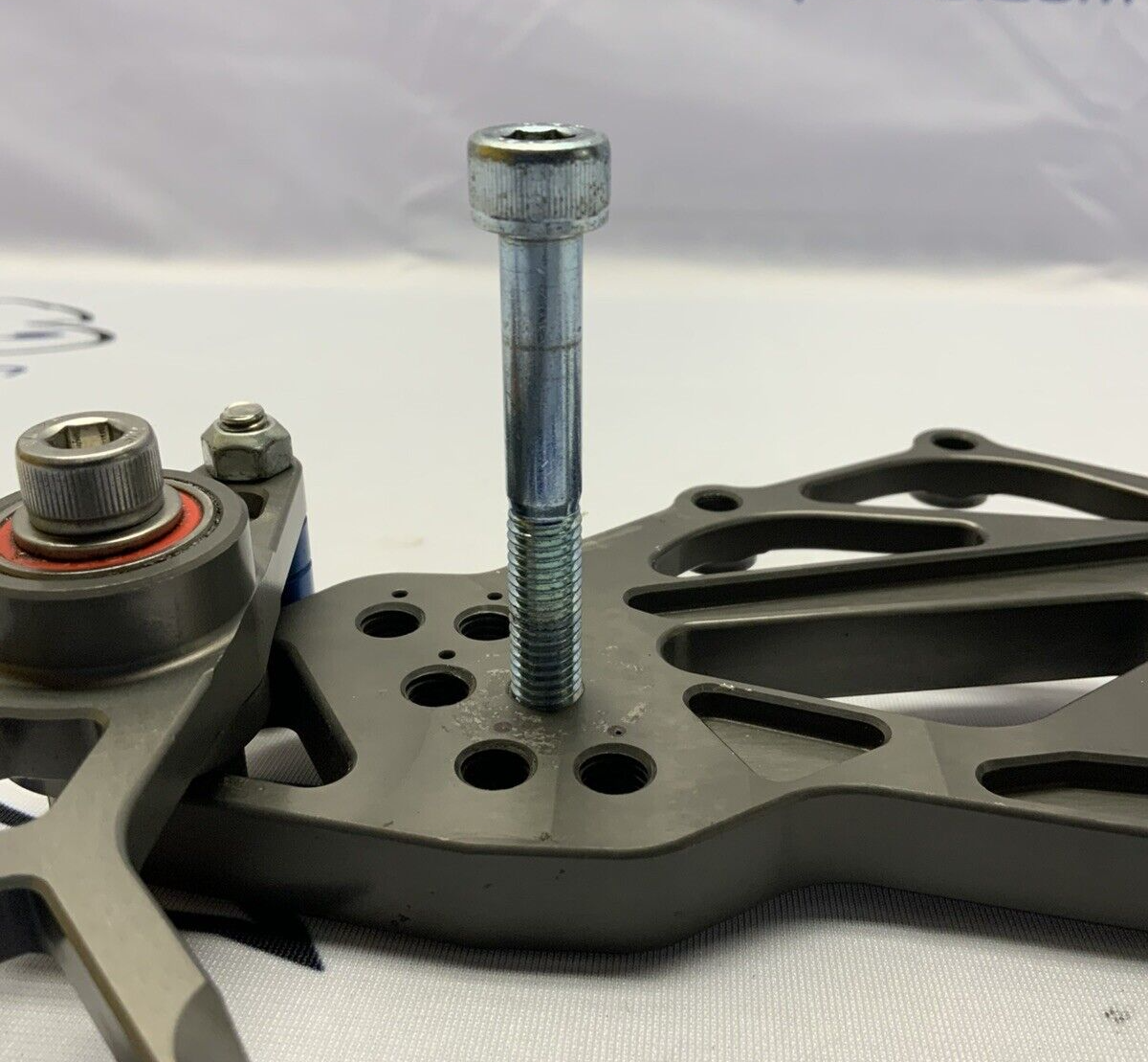 Evol Technology Right Rear Set Bracket W/ lever GSX-R1000/R 17-25 ETP-SRA-171.1