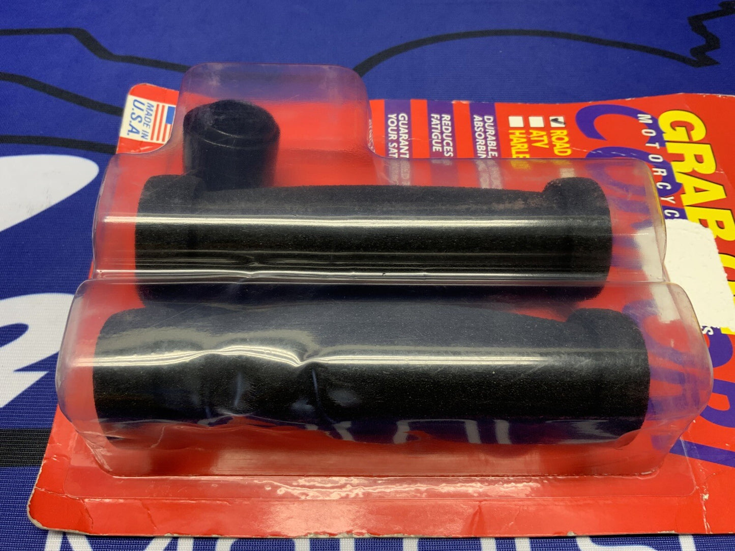 Grab On Black Comfort Road Grips 7/8 in. x 5 in. x 1.4 in 179221