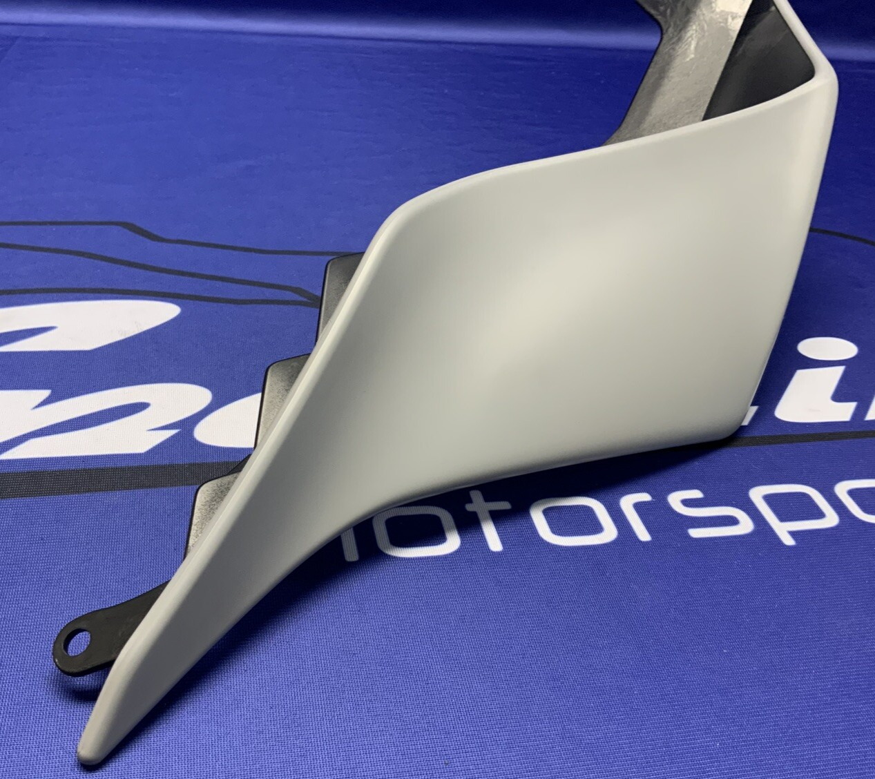 Yamaha Right Tail Fairing (Gray & Blue) YZF-R6 2017-2024 OEM BN6-W2172-50-P5