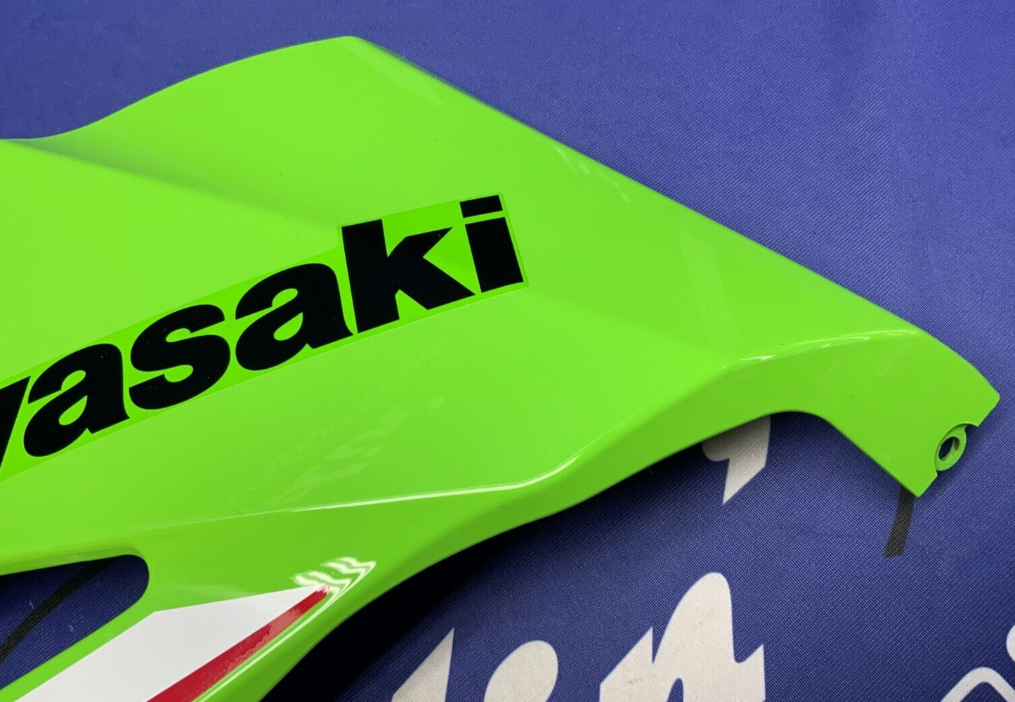 Kawasaki Right Lower Fairing (KRT) ZX-4R/RR 2023-2025 OEM 55028-0735-777