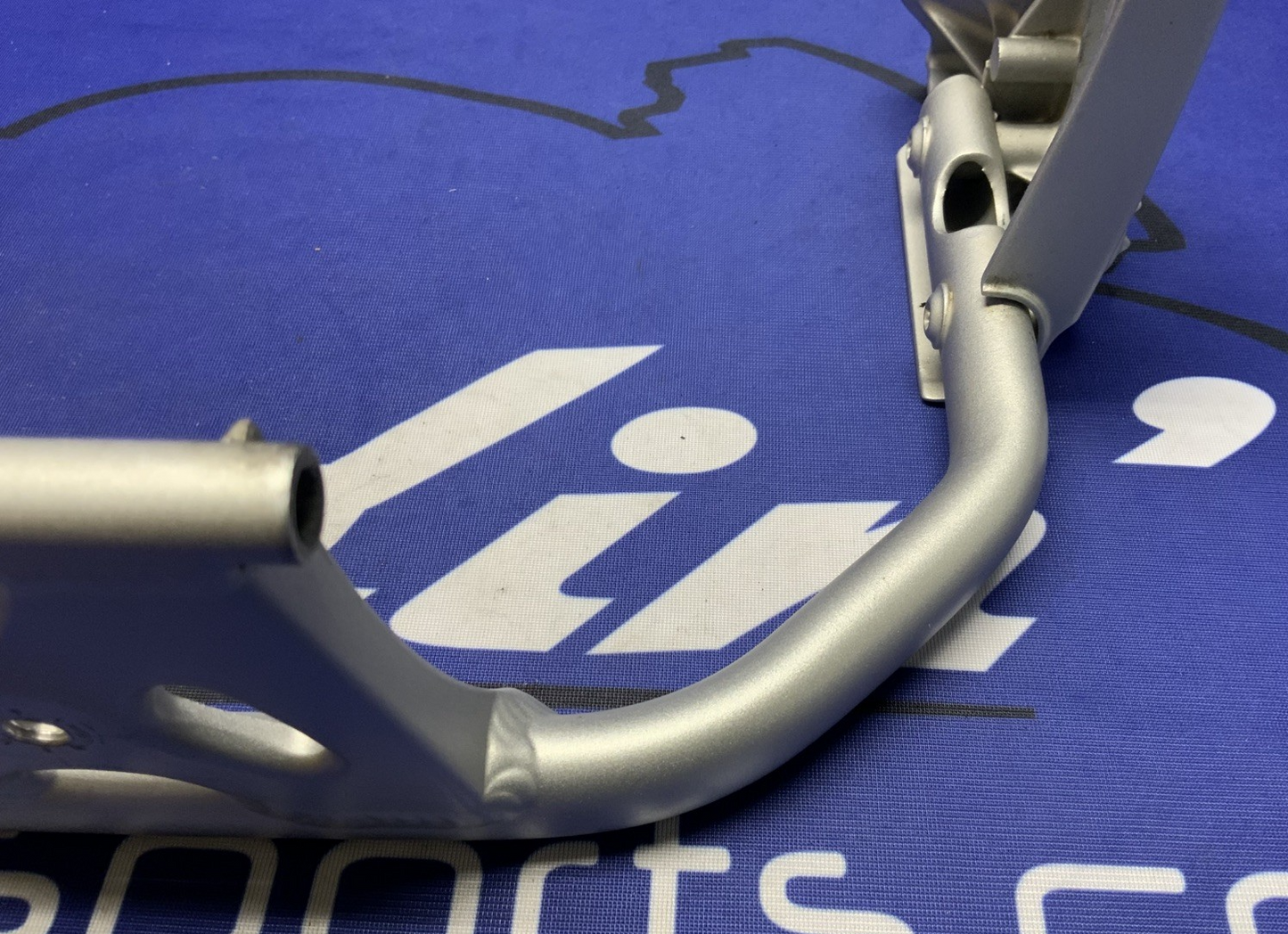 BMW Windshield/ Headlight Support Bracket R1200GS 2007-2013 OEM 46637702712