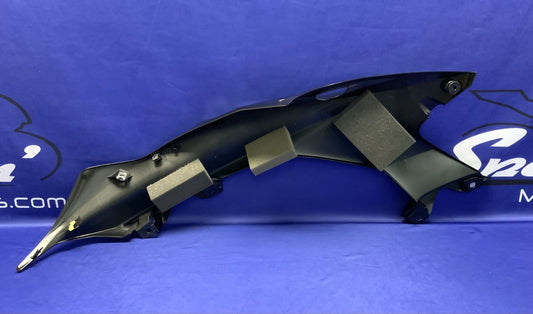 Yamaha Right Upper Fairing (Raven Black) YZF-R6 2017-2026 OEM BN6-2117W-00-P1-3