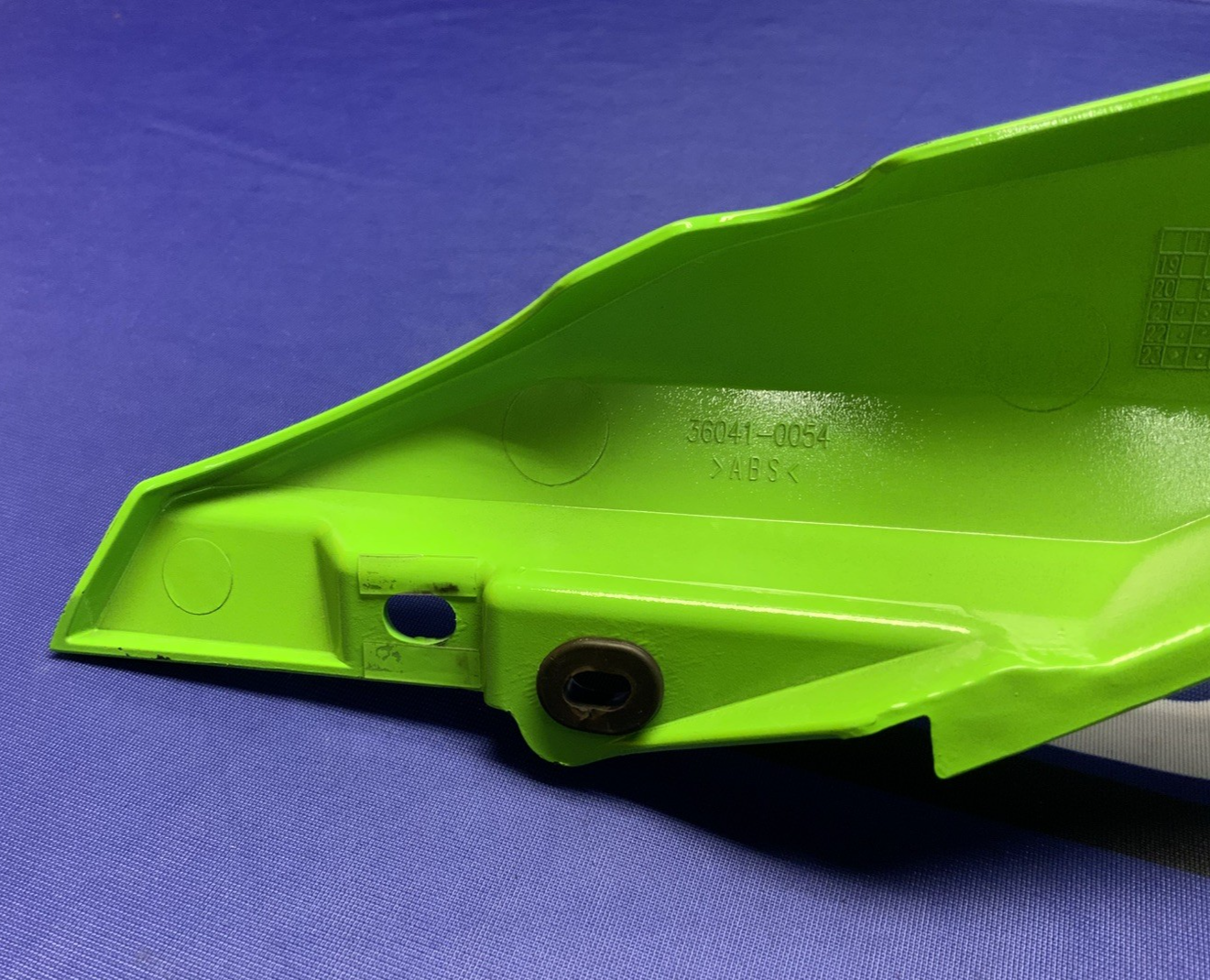 Kawasaki Left Rear Tail Fairing (KRT) ZX-4RR 2023-2025 OEM 36041-0054-777
