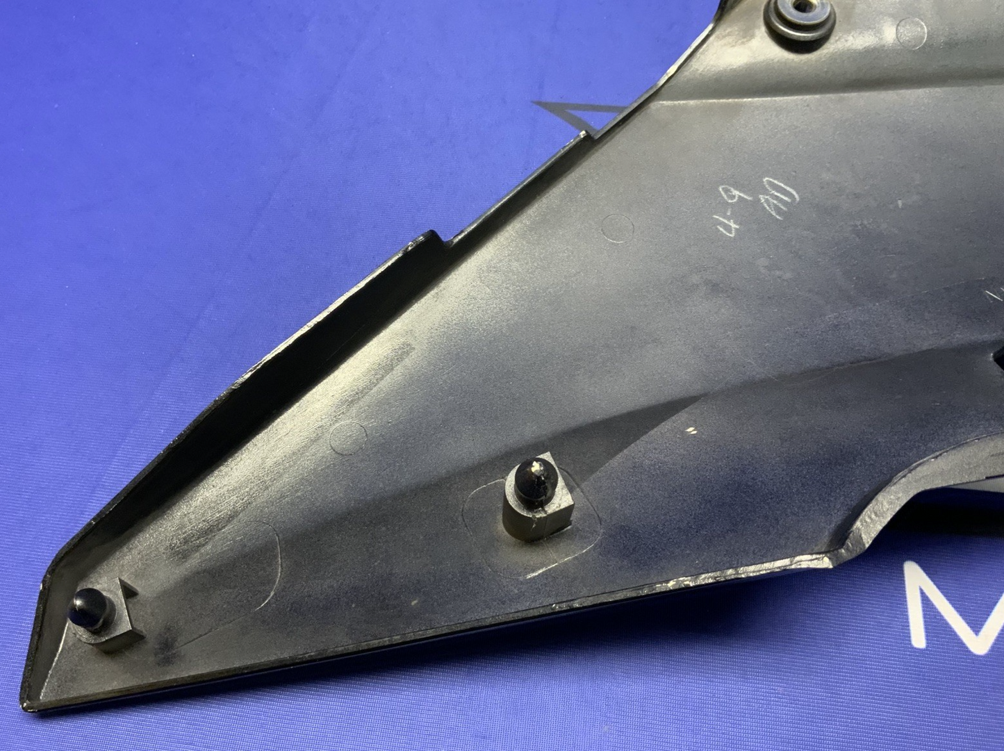 Kawasaki Left Lower Fairing (Black) GPZ1000R 1986-1987 OEM 36002-5159-T4