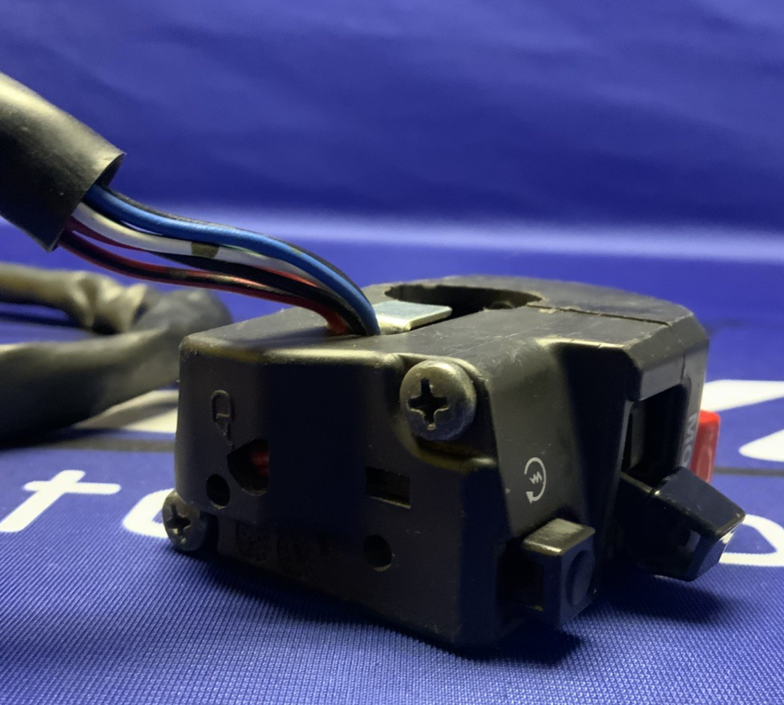 Right Handlebar Switch Assembly YZF-R6 2006-2016