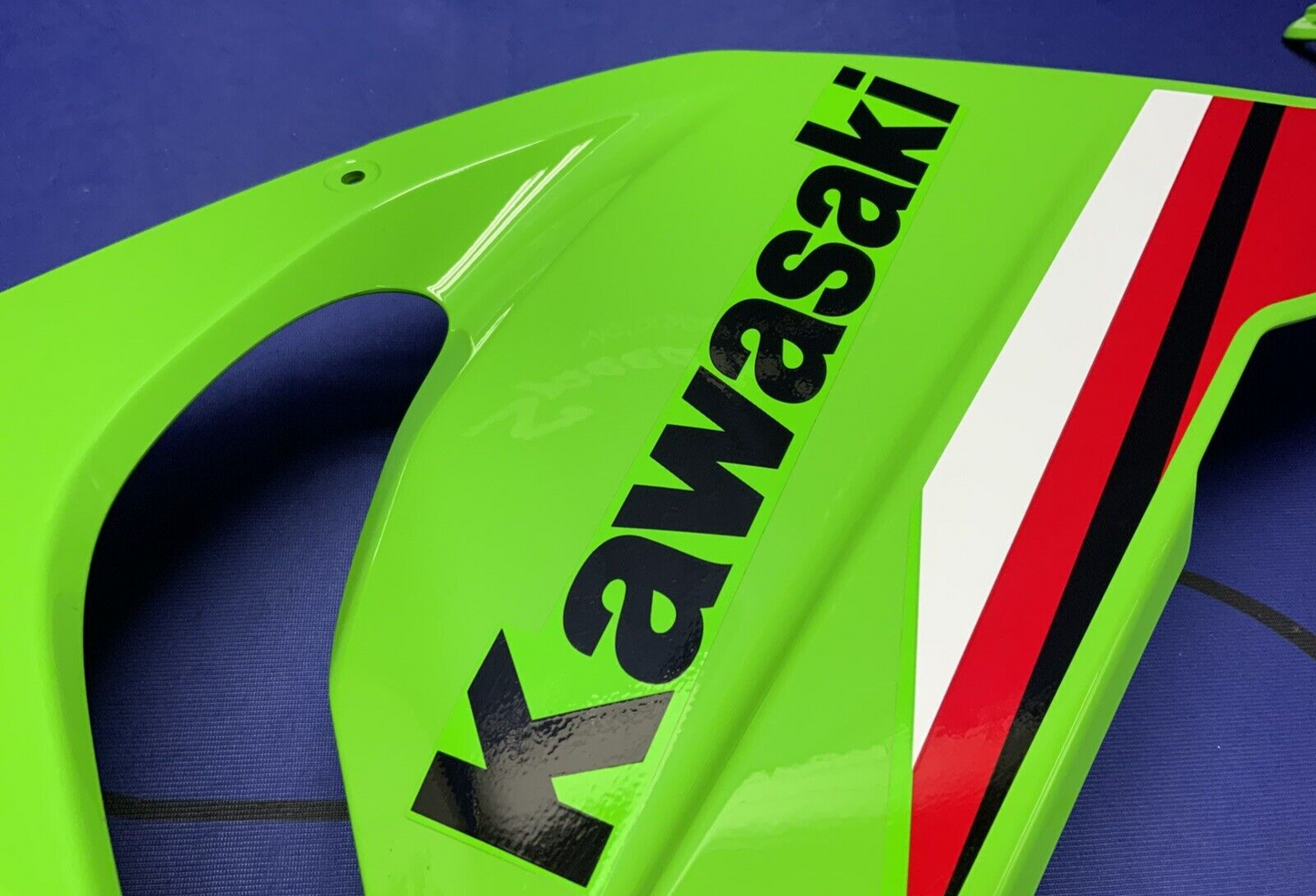 Kawasaki Left Lower Fairing (KRT) ZX-6R 2024-2025 OEM 55028-0850-777
