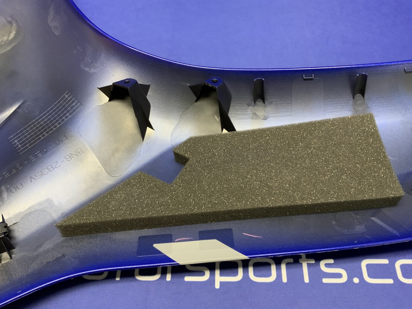 Yamaha Right Lower Fairing (Blue) YZF-R6 2017-2024 OEM BN6-W283V-90-P0