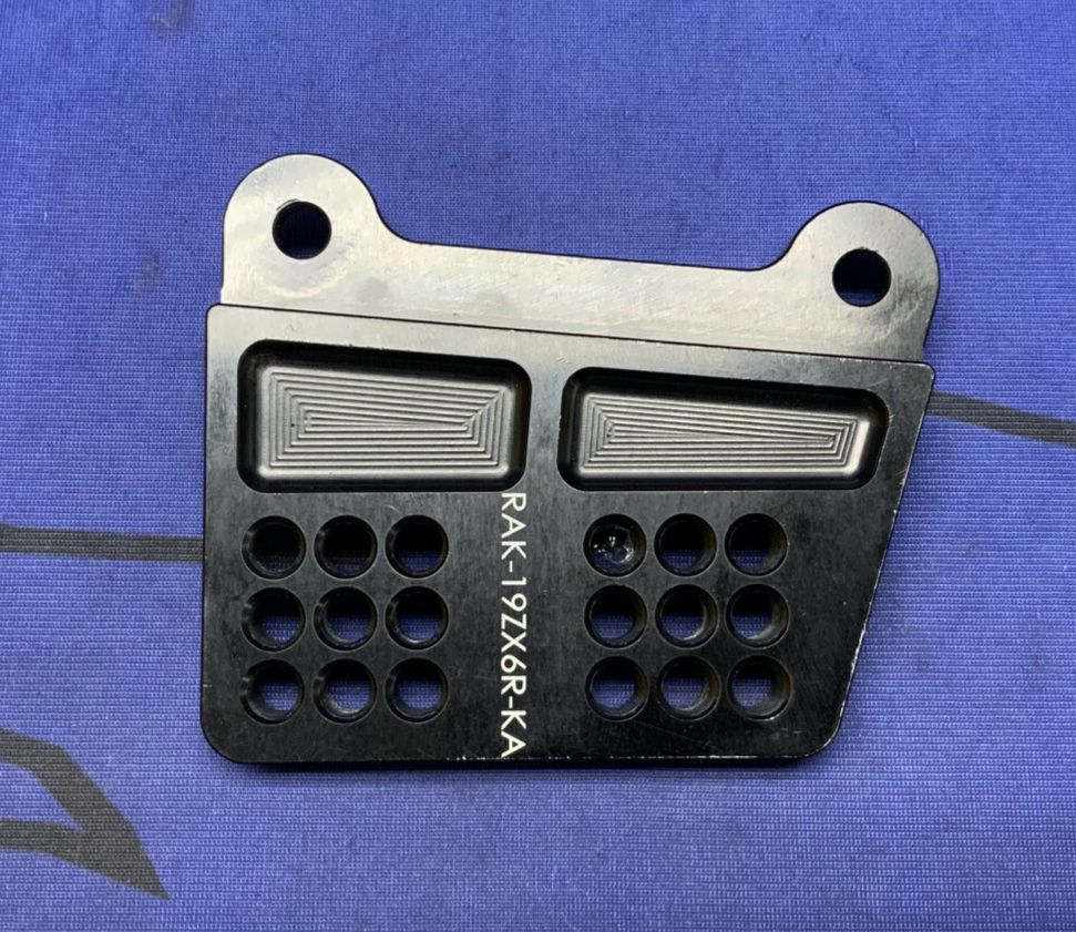 Graves Motorsports Right Hand Rear Set Bracket ZX-6R 2019-2023 RAK-19ZX6R-KA