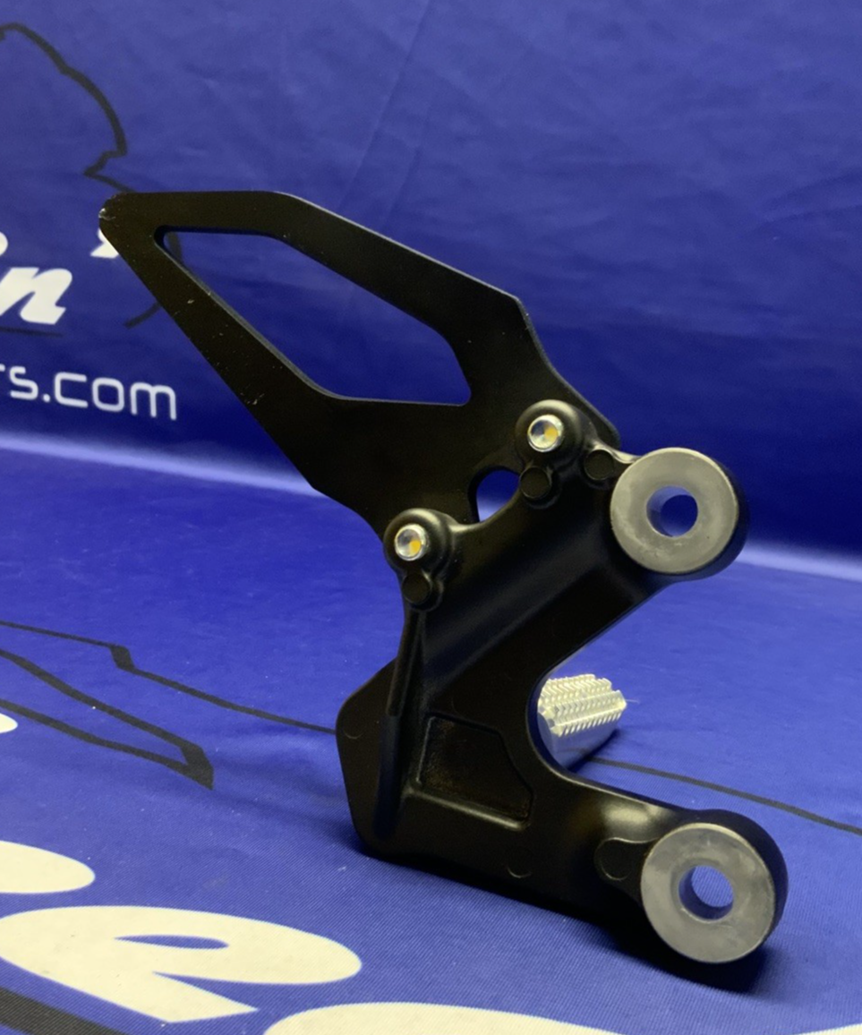 Yamaha Left Rear Set Bracket YZF-R9 2025 OEM BEA-27442-00-00