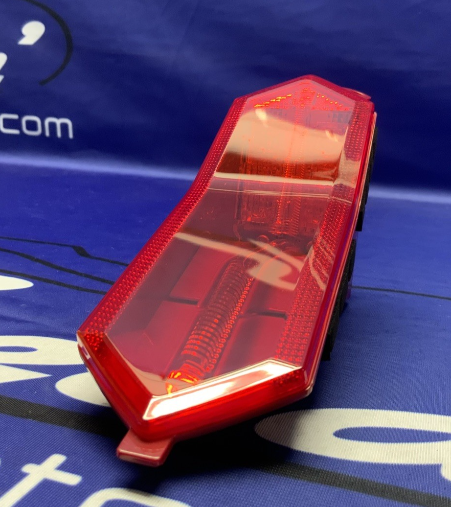 Yamaha Tail Light Assembly YZF-R9 2025 OEM BKN-84700-00-00