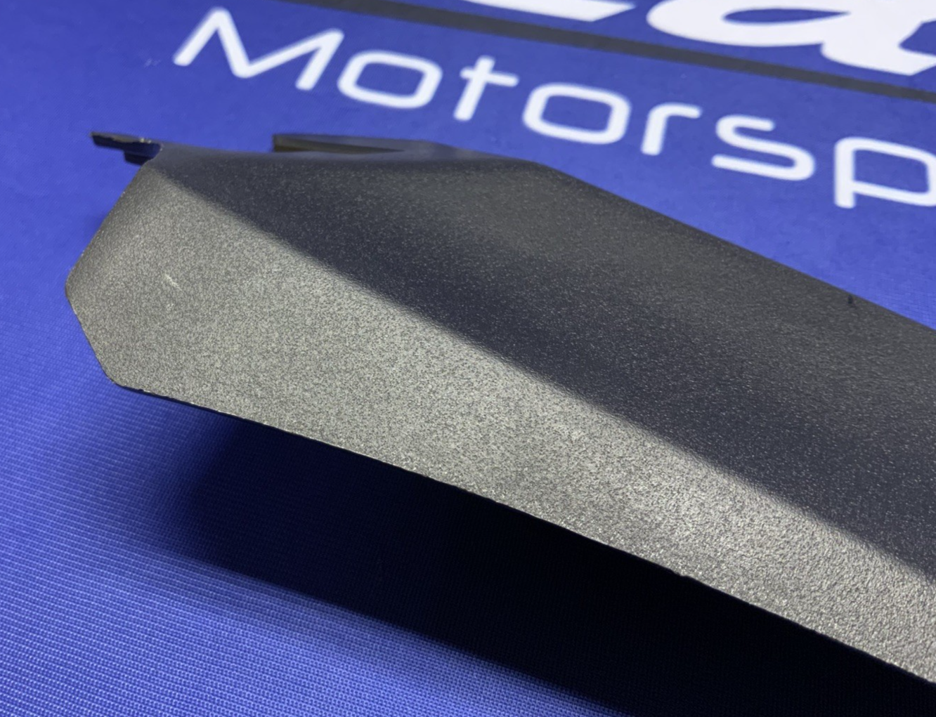 ZXMT Right Seat Under Cover YZF-R7 2022-2025 Y0722-15