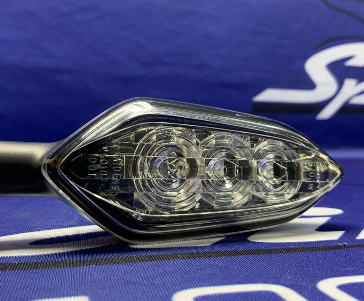 Yamaha Right Rear Turn Signal YZF-R6 2017-2025 OEM BN6-83340-10-00