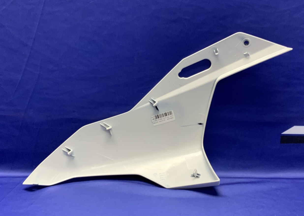 BMW Right Upper Front Fairing (White,Blue,Red) S1000RR 2019-2022 OEM 46638569782