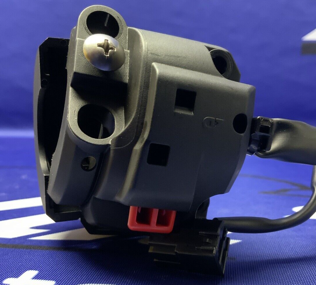 Suzuki Right Handle Bar Switch Assembly GSX-R1000/R 2020-2025 OEM 37200-17KA0