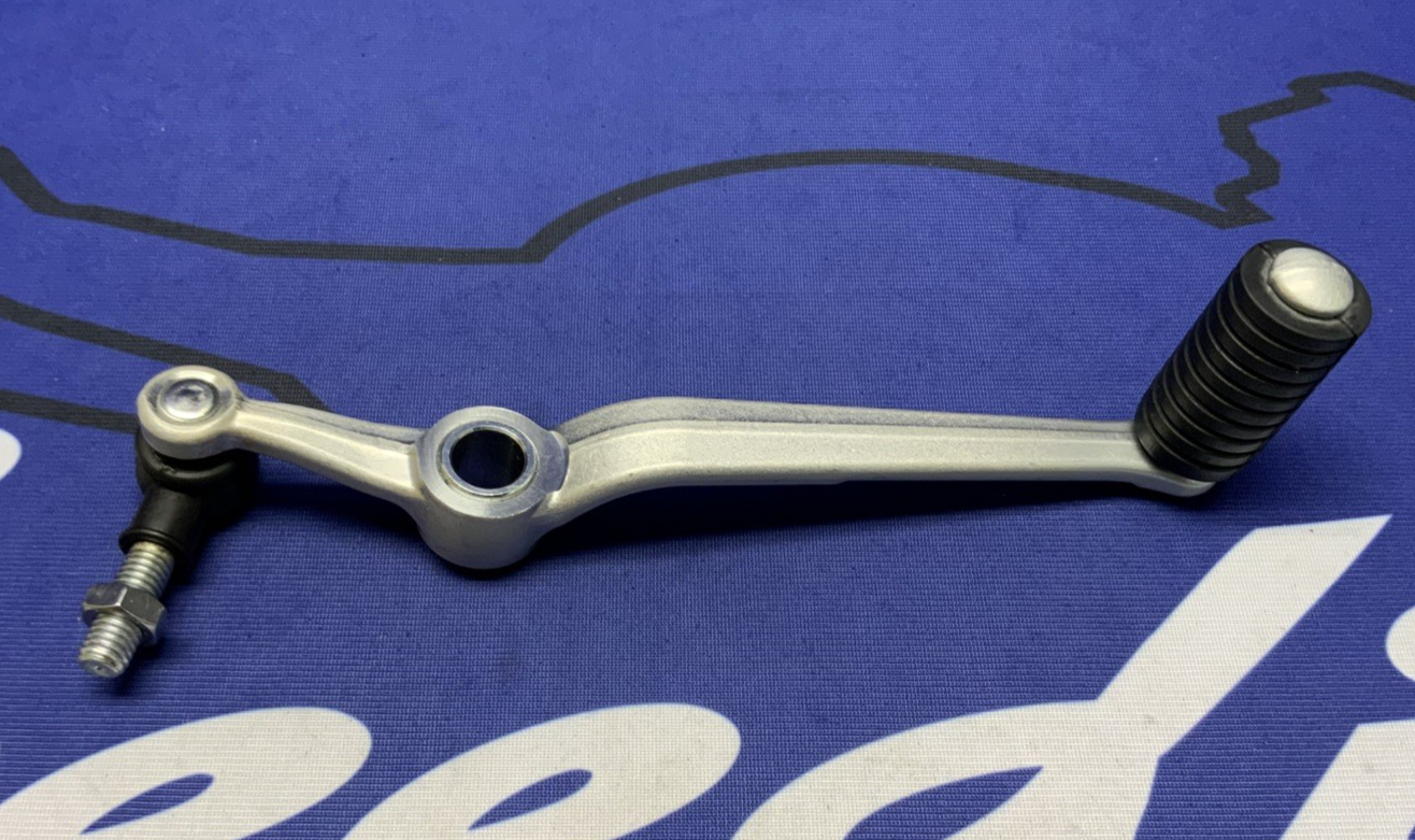 Yamaha Shift Lever YZF-R6 2006-2024 OEM 2C0-18110-01-00