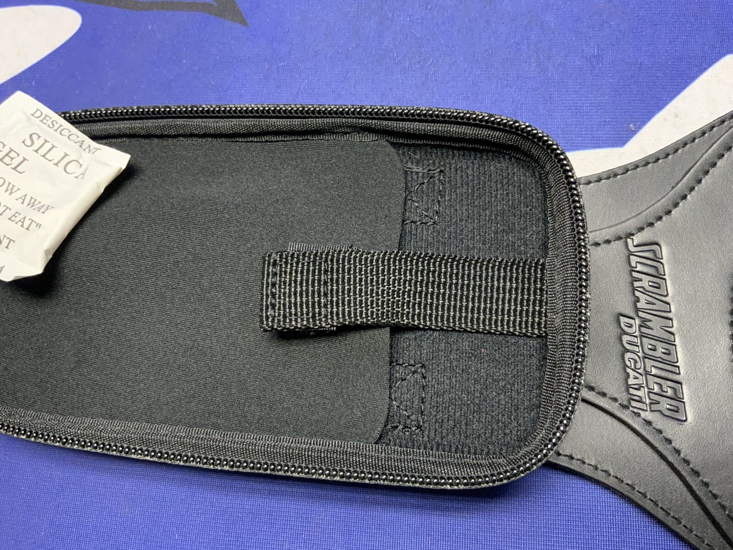 Ducati Classic Tank Bag Scrambler 2015-2019 OEM 96780541A