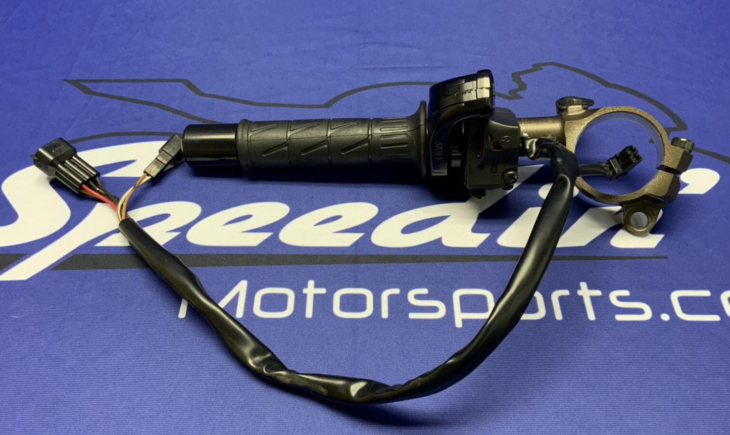Kawasaki Right Handlebar W/ Switch Assembly ZX-6RR 2003-2006 OEM 46003-1591