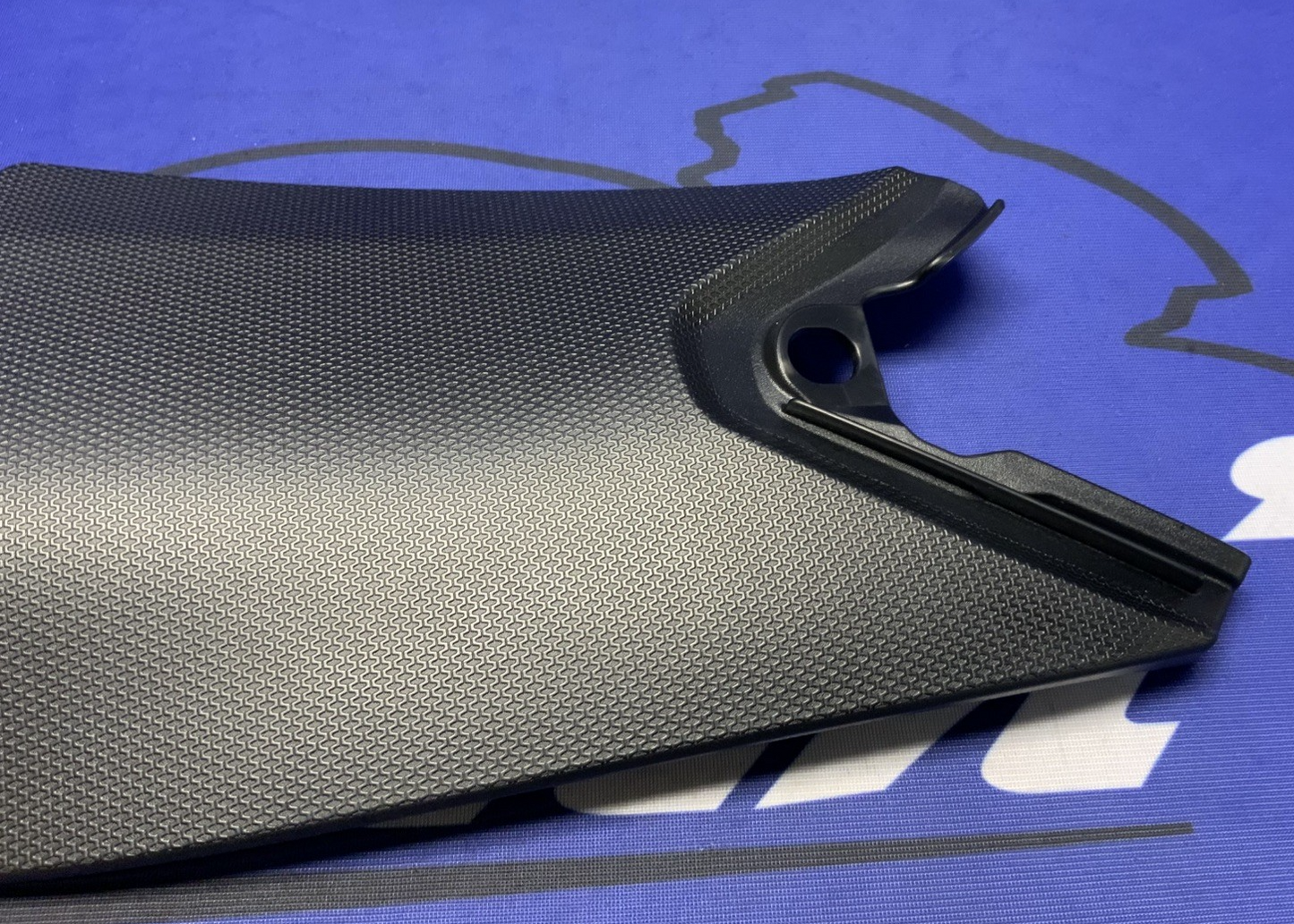 Yamaha Left Tank Cover (Black) YZF-R9 2025 OEM BKN-2171L-00-00