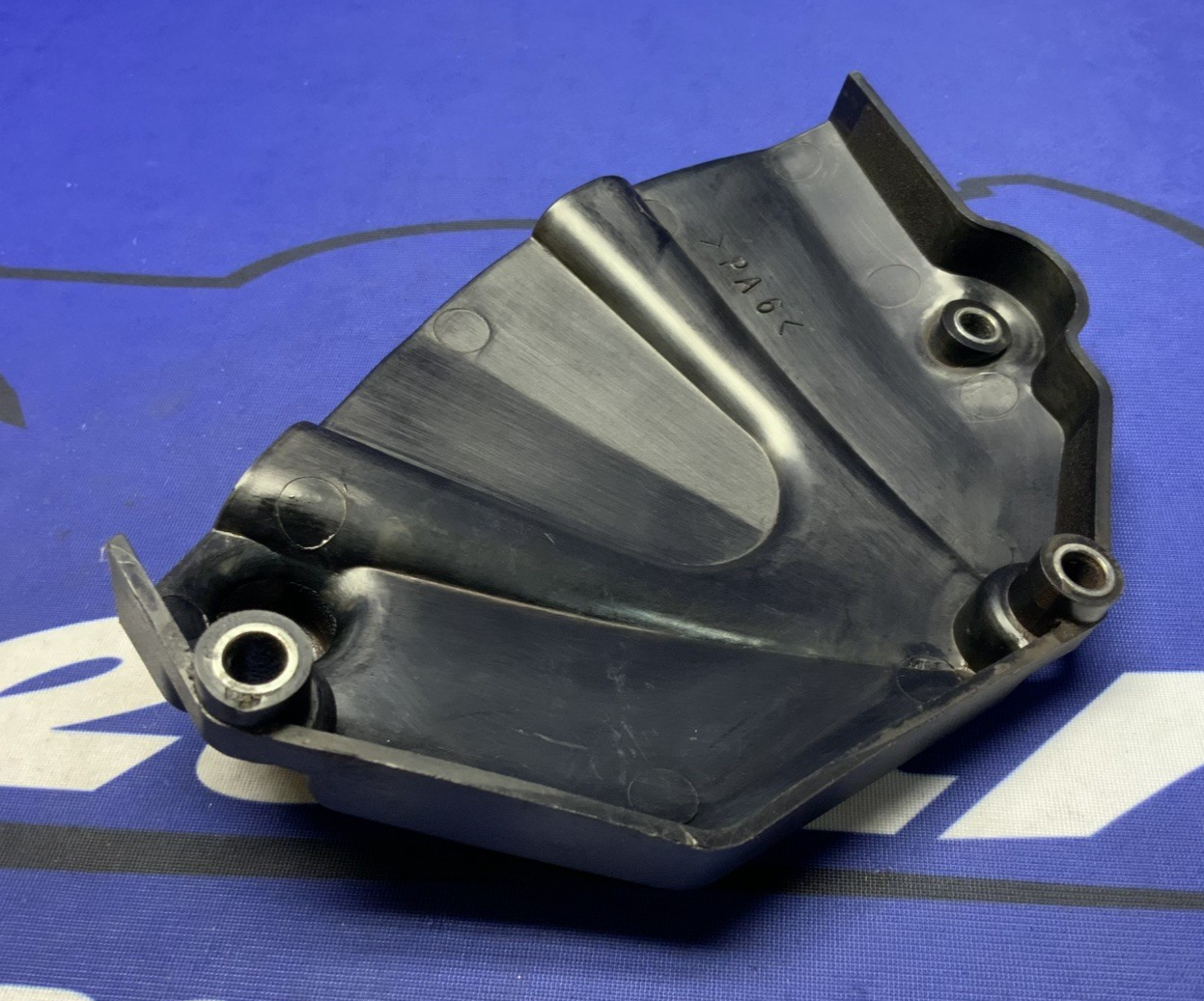 Yamaha Chain Cover YZF-R6 2006-2024 OEM 2C0-15418-00-00