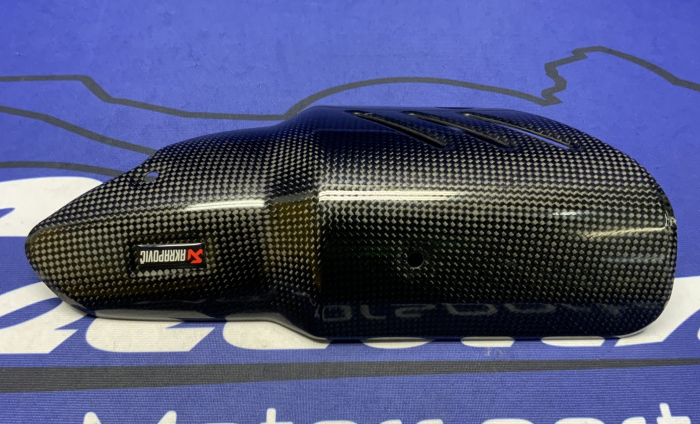 Akrapovic Carbon Heat Shield S-Y10SO15-HAPT, S-Y6R9-APT, S-Y6E9-APT P-HSY10SO4