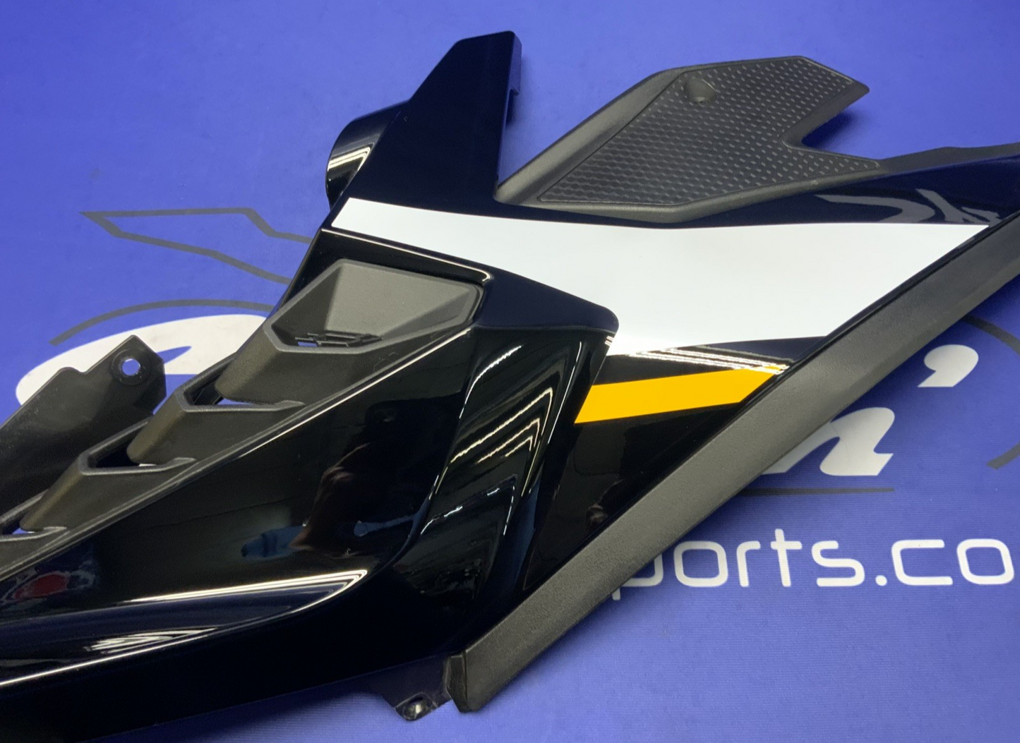Kawasaki Right Tank Fairing (KRT) ZX-4R/RR 2023-2025 OEM 14093-0963-H8