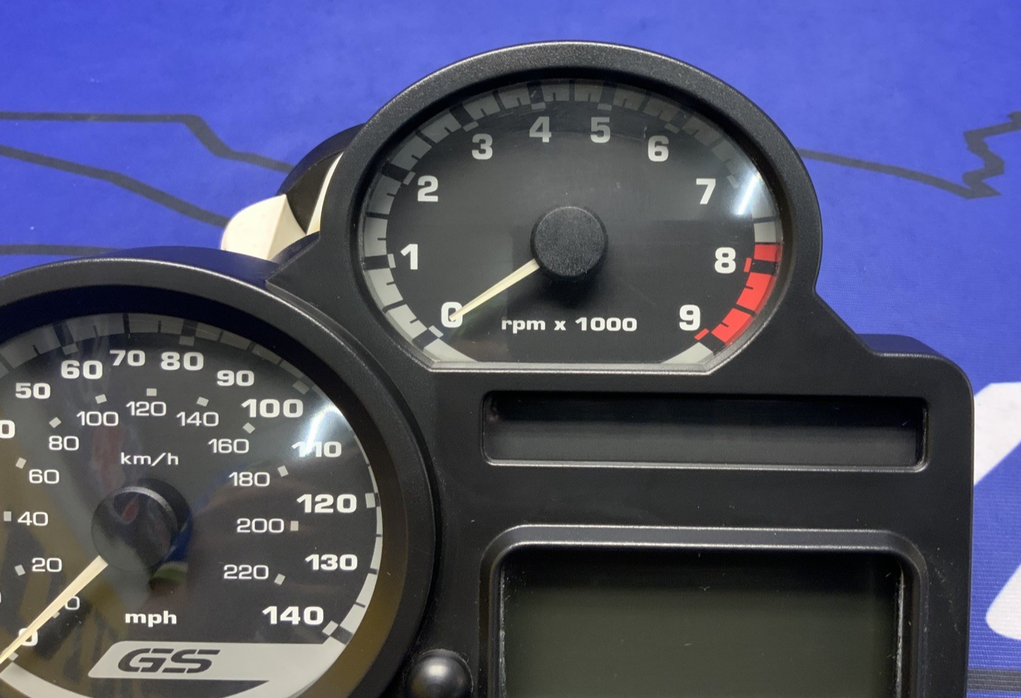 BMW Speedometer Assembly 1200GS 2004-2007 OEM 62117705210