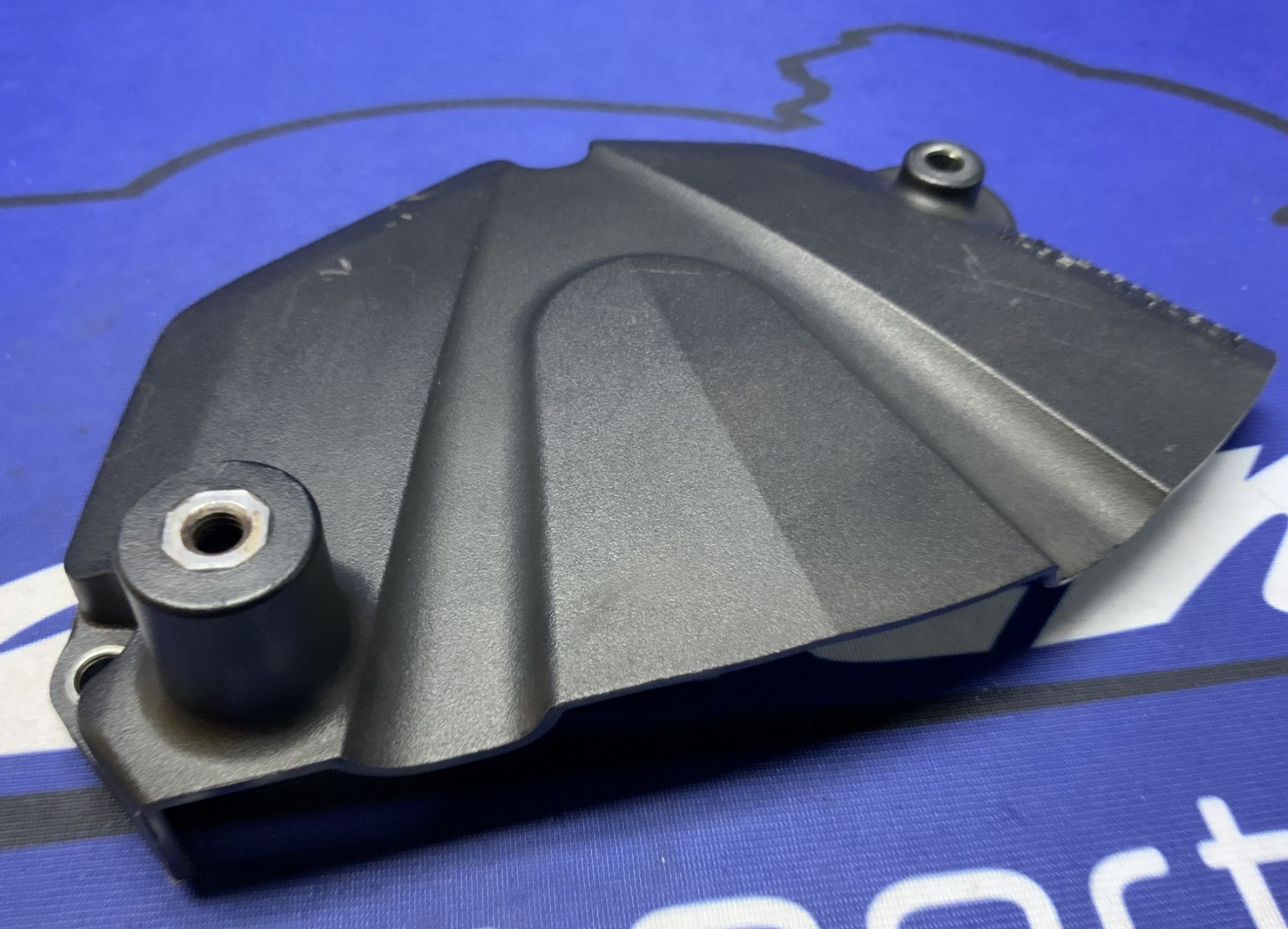 Yamaha Chain Cover YZF-R6 2006-2024 OEM 2C0-15418-00-00