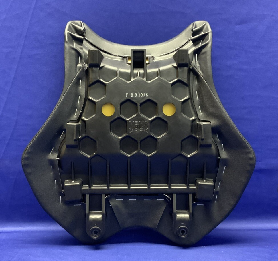 Yamaha Seat (Black) YZF-R6 2017-2024 OEM BN6-24710-01-00