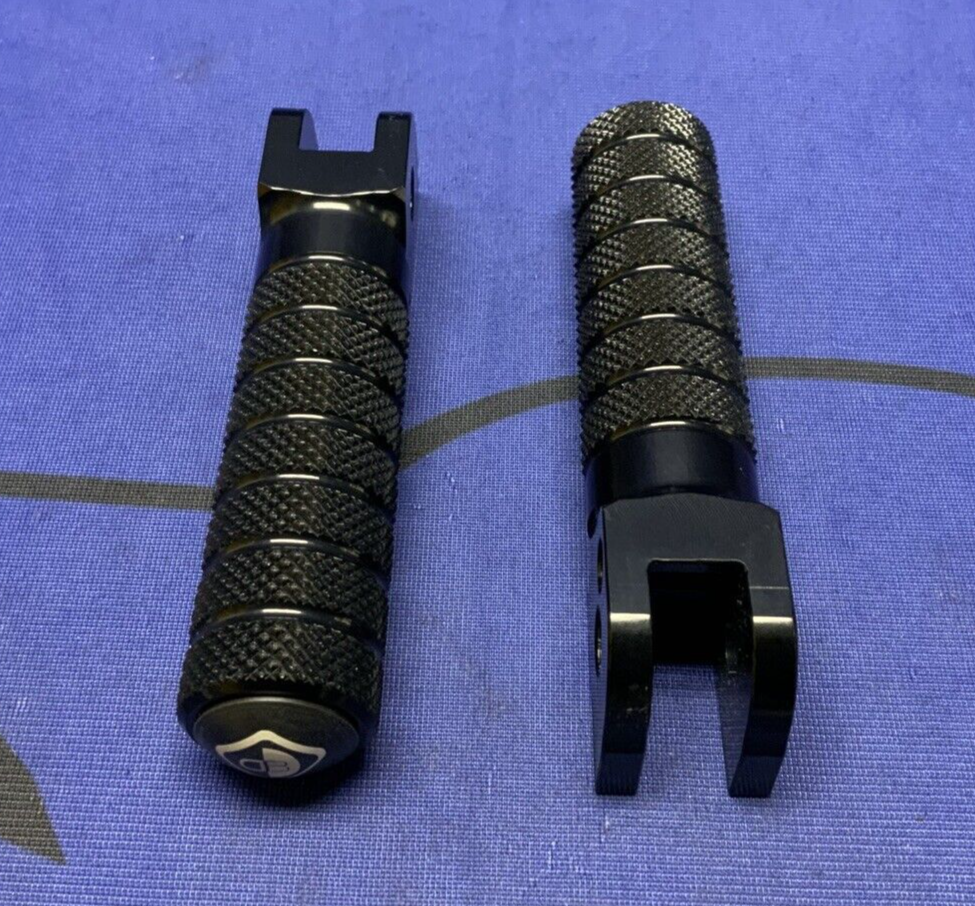 DBK Footpegs Left & Right (Black) Multistrada V2 2011-2024 PPDV07D