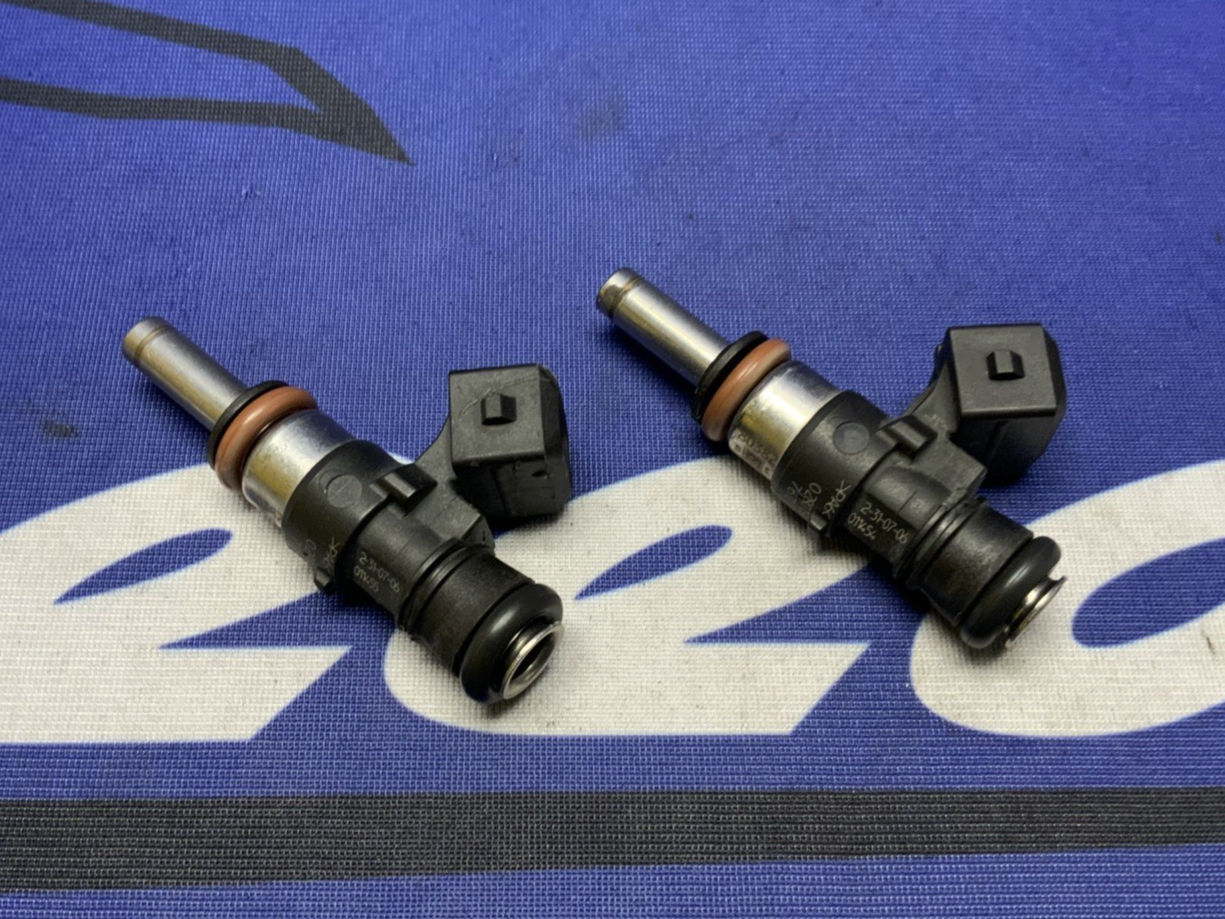 BMW Injector Set R1200GS 2004-2018 OEM 13617672335