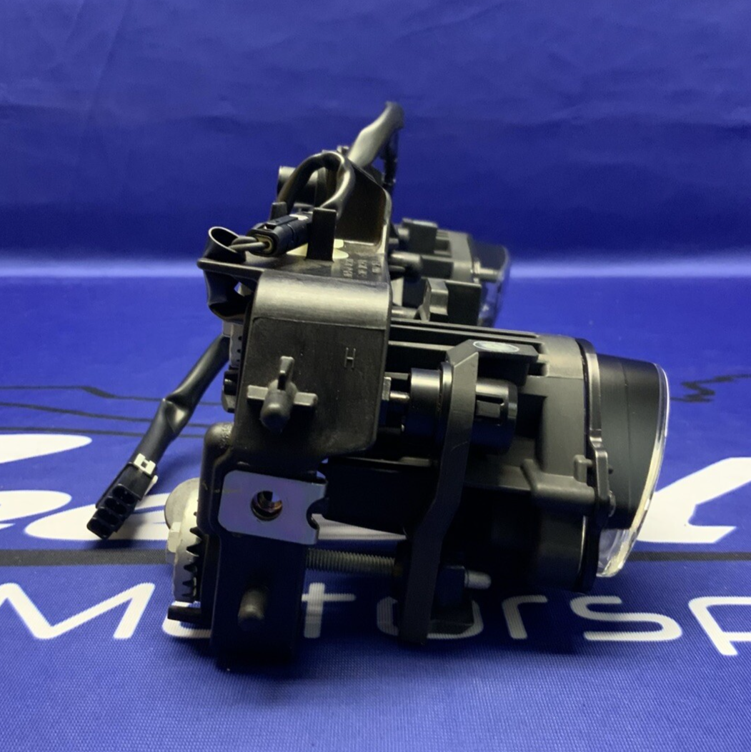 Yamaha Headlight Assembly YZF-R6 2017-2020 OEM BN6-84300-00-00