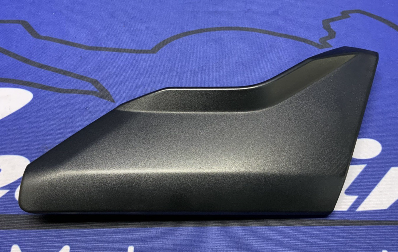 BMW Left Black Trim R1200GS 2003-2013 OEM 46637677515