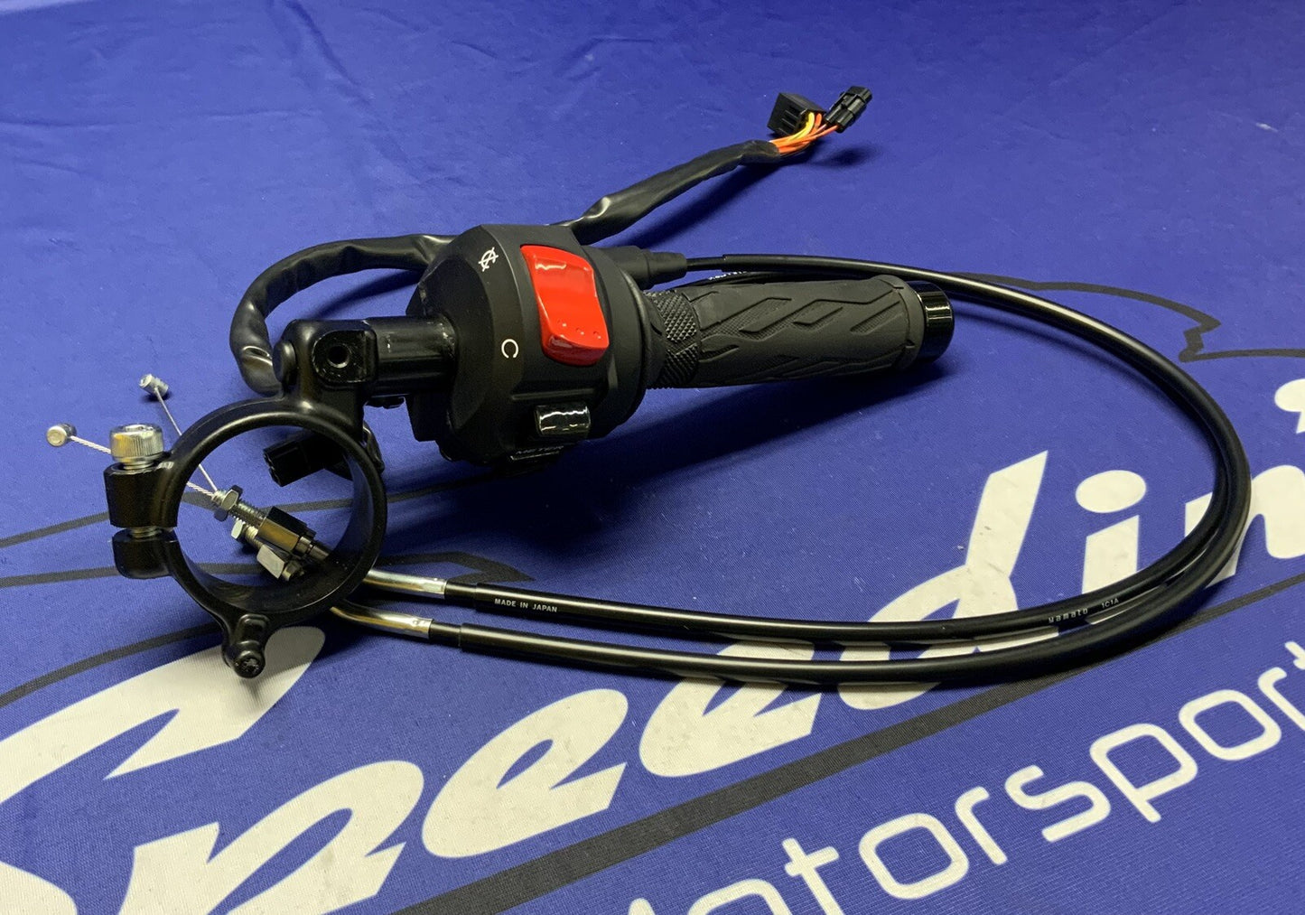 Suzuki Right Handlebar Assy W/Switches GSXR-600/750,2011-2024 OEM 37200-47H30