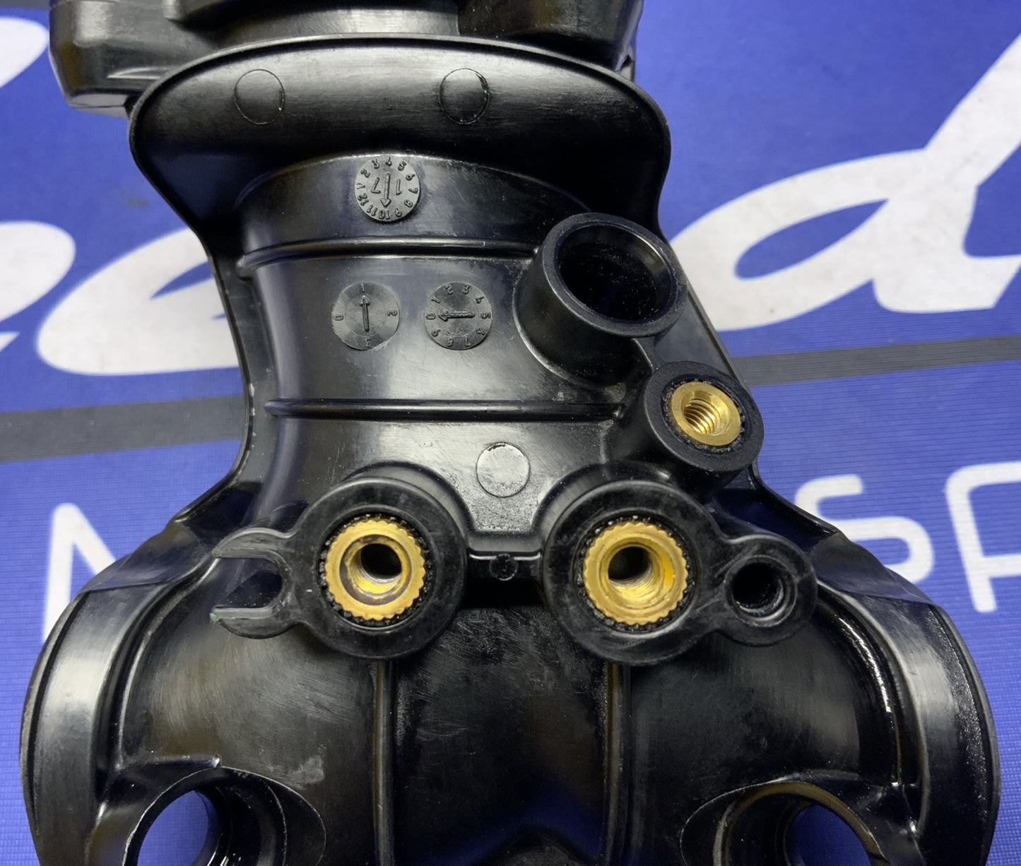Harley Davidson Intake Manifold Assy Ultra Limited 2017-2024 FLHTK OEM 27300121