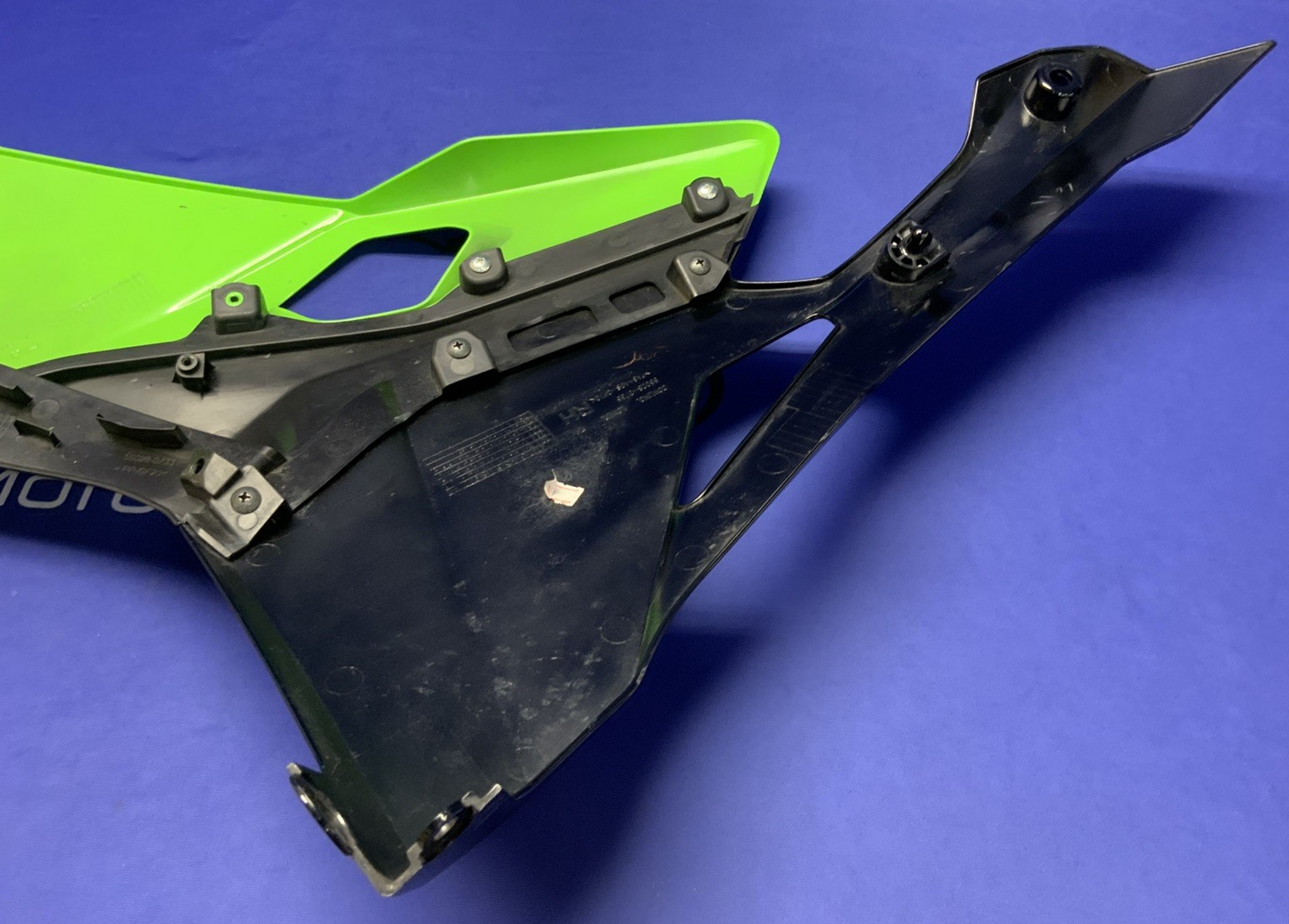 Kawasaki Right Complete Fairing W/ Turn Signal ZX-4R/RR 23-25 OEM 55061-5228-777