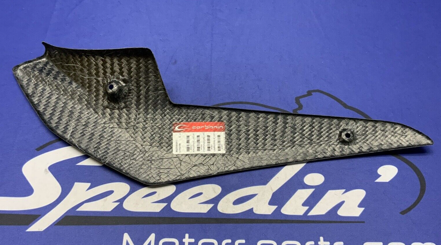 Carbonin Left & Right Frame Cover GSXR 1000/R 2017-2025 OEM CS12300