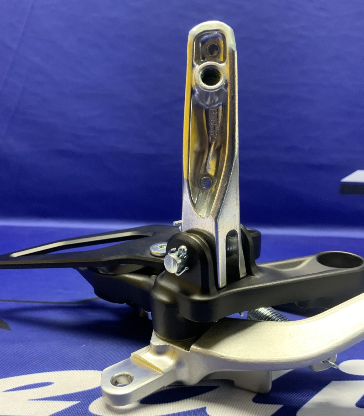 Yamaha Right Rear Set Bracket YZF-R9 2025 OEM BEA-27443-00-00