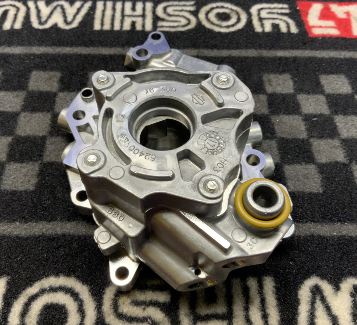 H-D Cam Shaft Support Plate W/ Oil Pump Assy Ultra Limited 2018-24 OEM 25400133