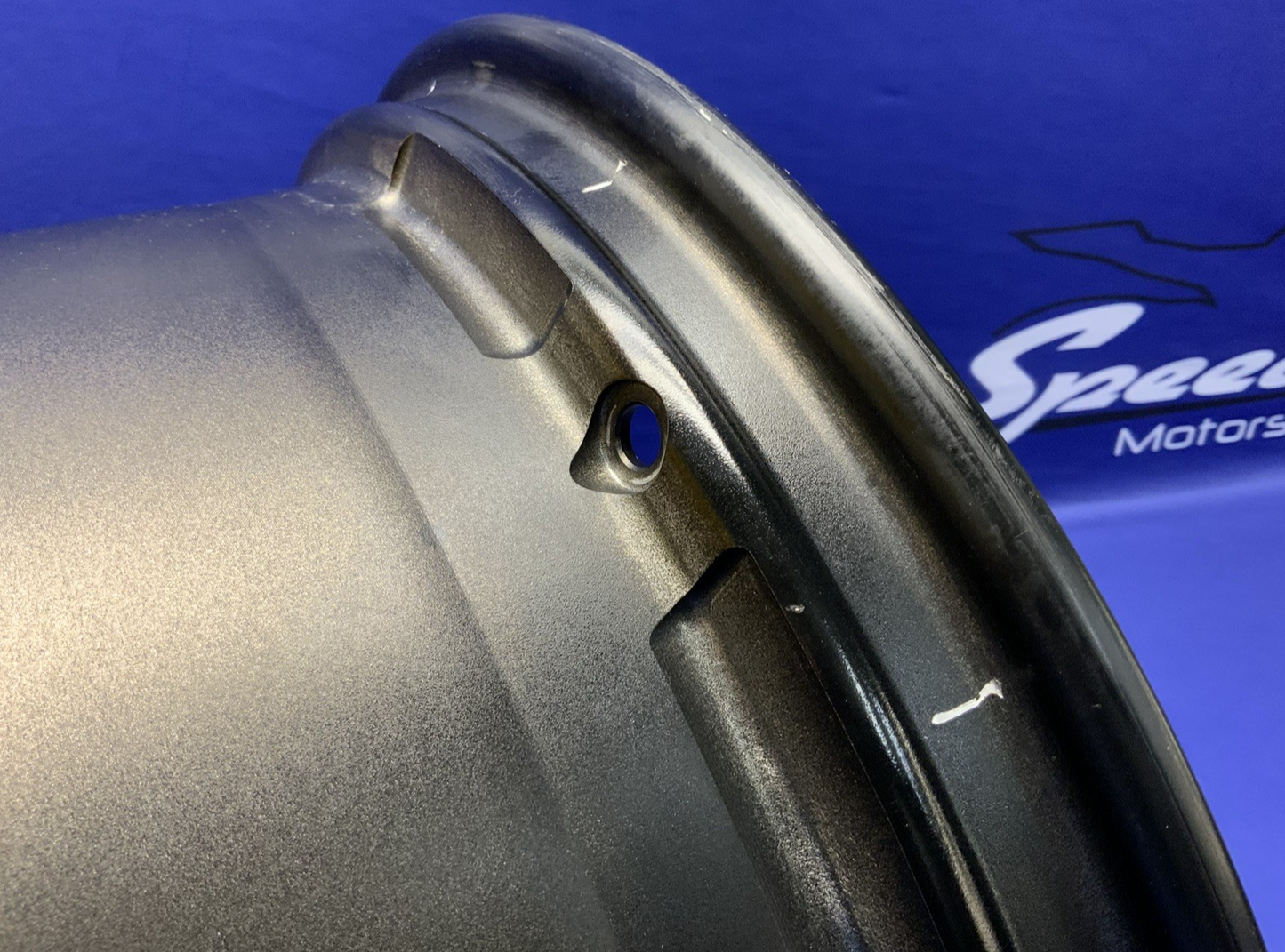 Chevrolet Rear Camaro Wheel ZL1 1LE 2016-2024 OEM 84328496