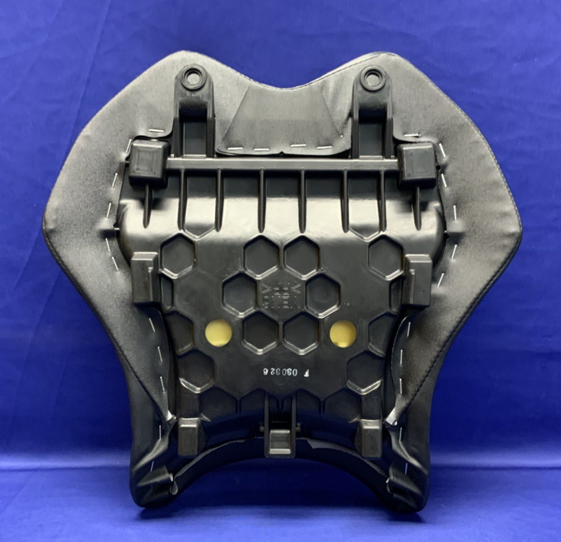 Yamaha Seat (Black) YZF-R6 2017-2024 OEM BN6-24710-01-00