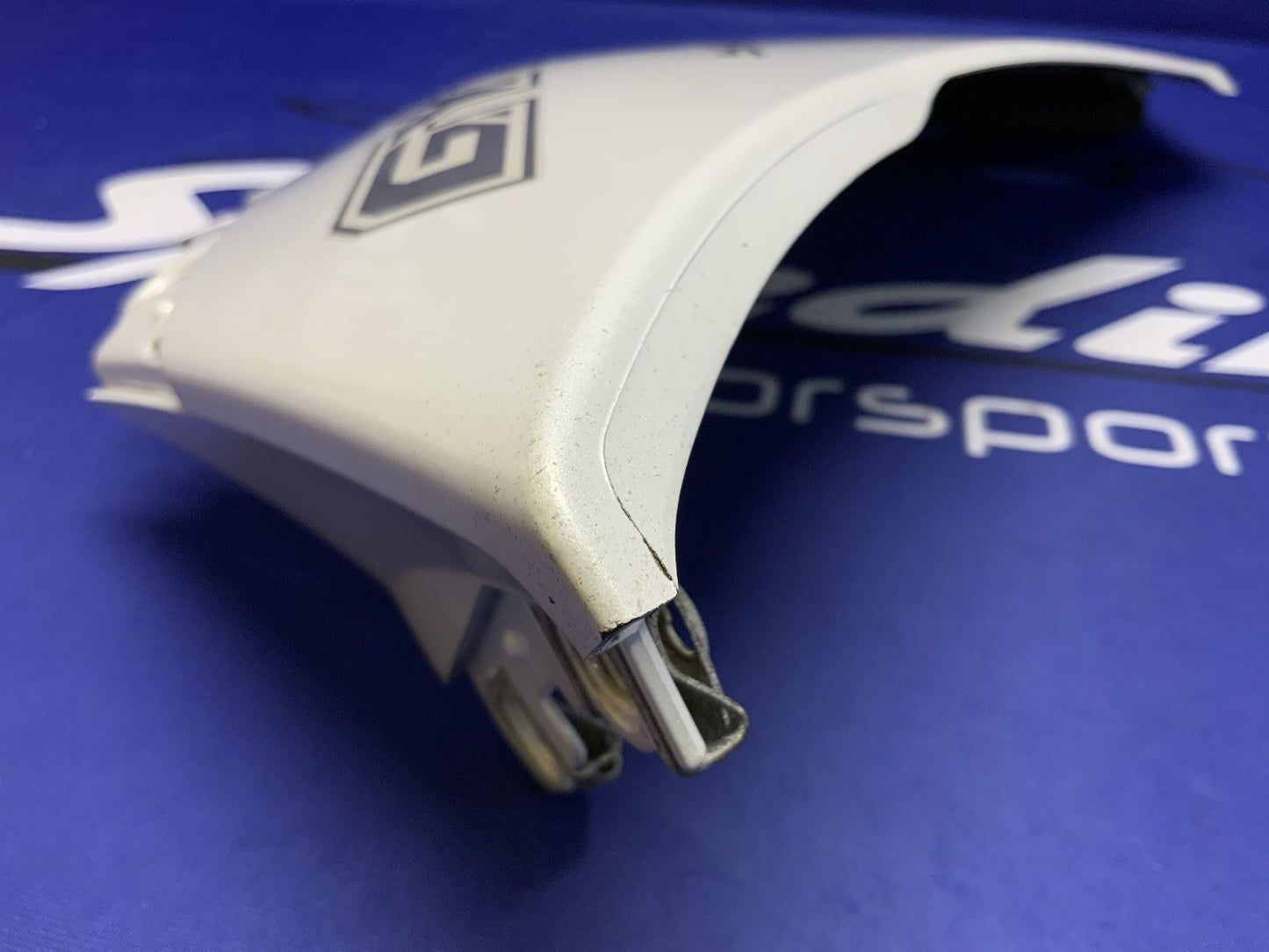 Yamaha Left Lower Fairing (White) YZF-R1 2009-2013 OEM 14B-28385-00