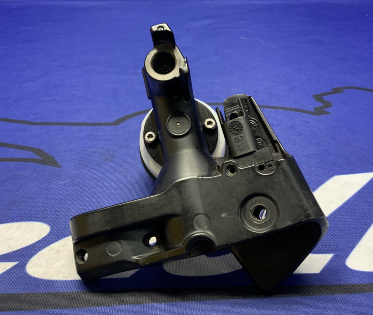 BMW Clutch Master Cylinder Assy R1200GS 2004-2010 OEM 32727728852