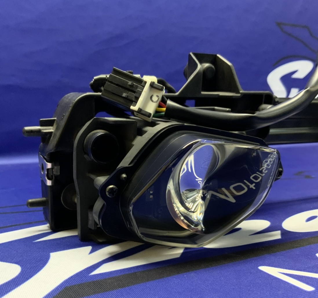 Yamaha Headlight Assembly YZF-R6 2017-2020 OEM BN6-84300-00-00