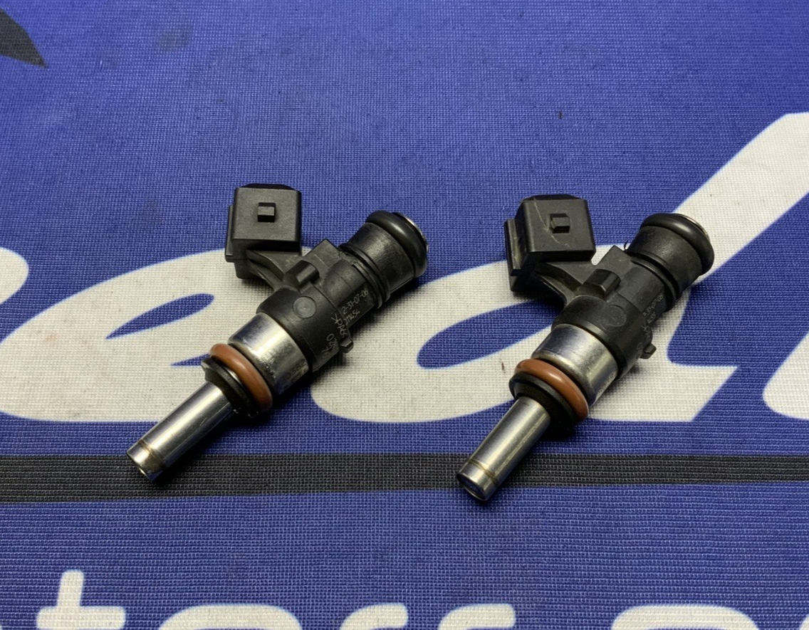 BMW Injector Set R1200GS 2004-2018 OEM 13617672335