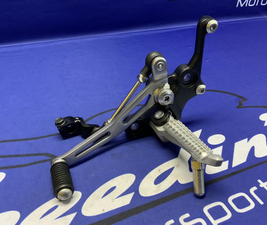 Kawasaki Left Rearset Ninja 500 2024-2026 OEM 35063-1407
