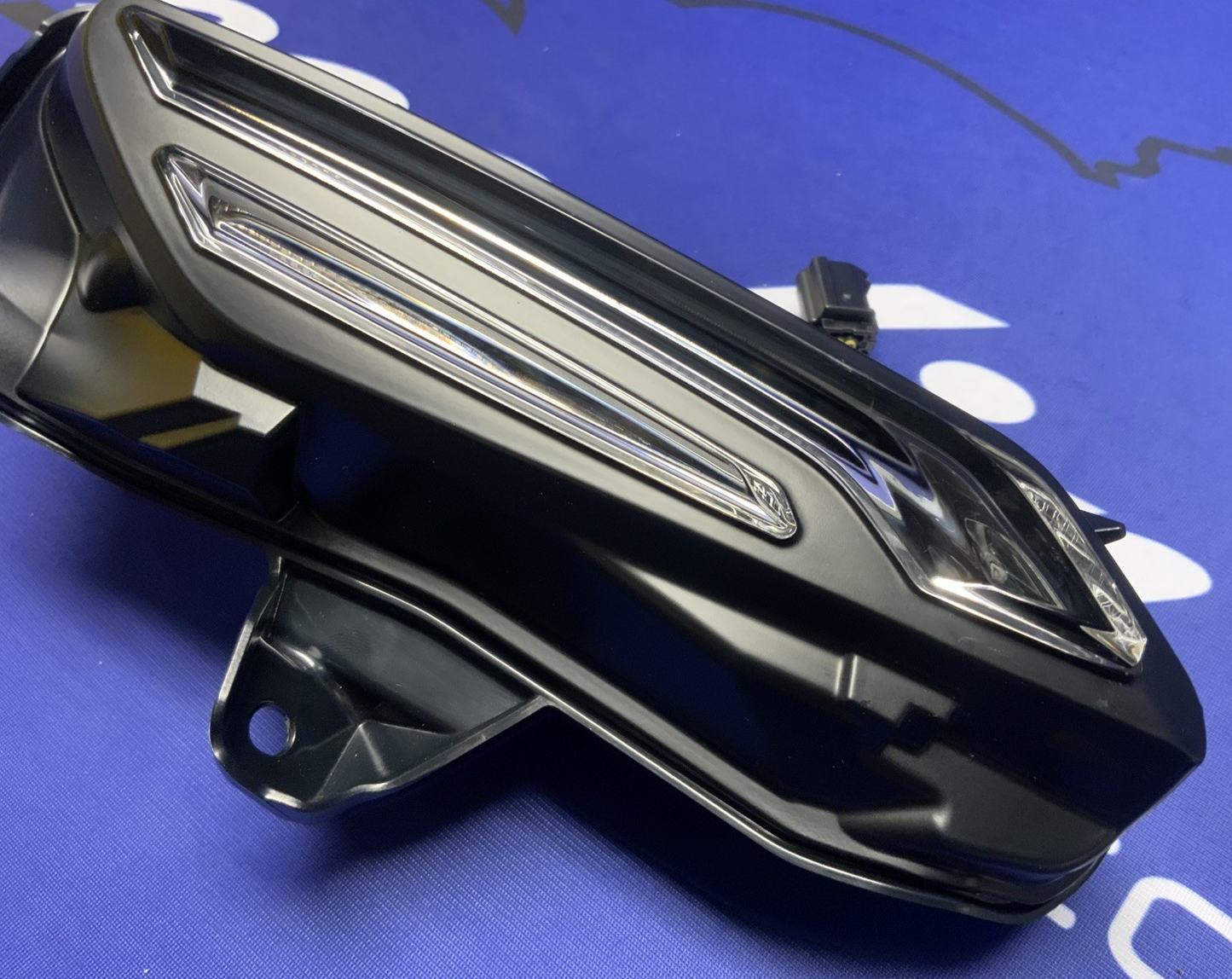 Yamaha Right Pilot Light YZF-R9 2025 OEM BKN-84302-00-00