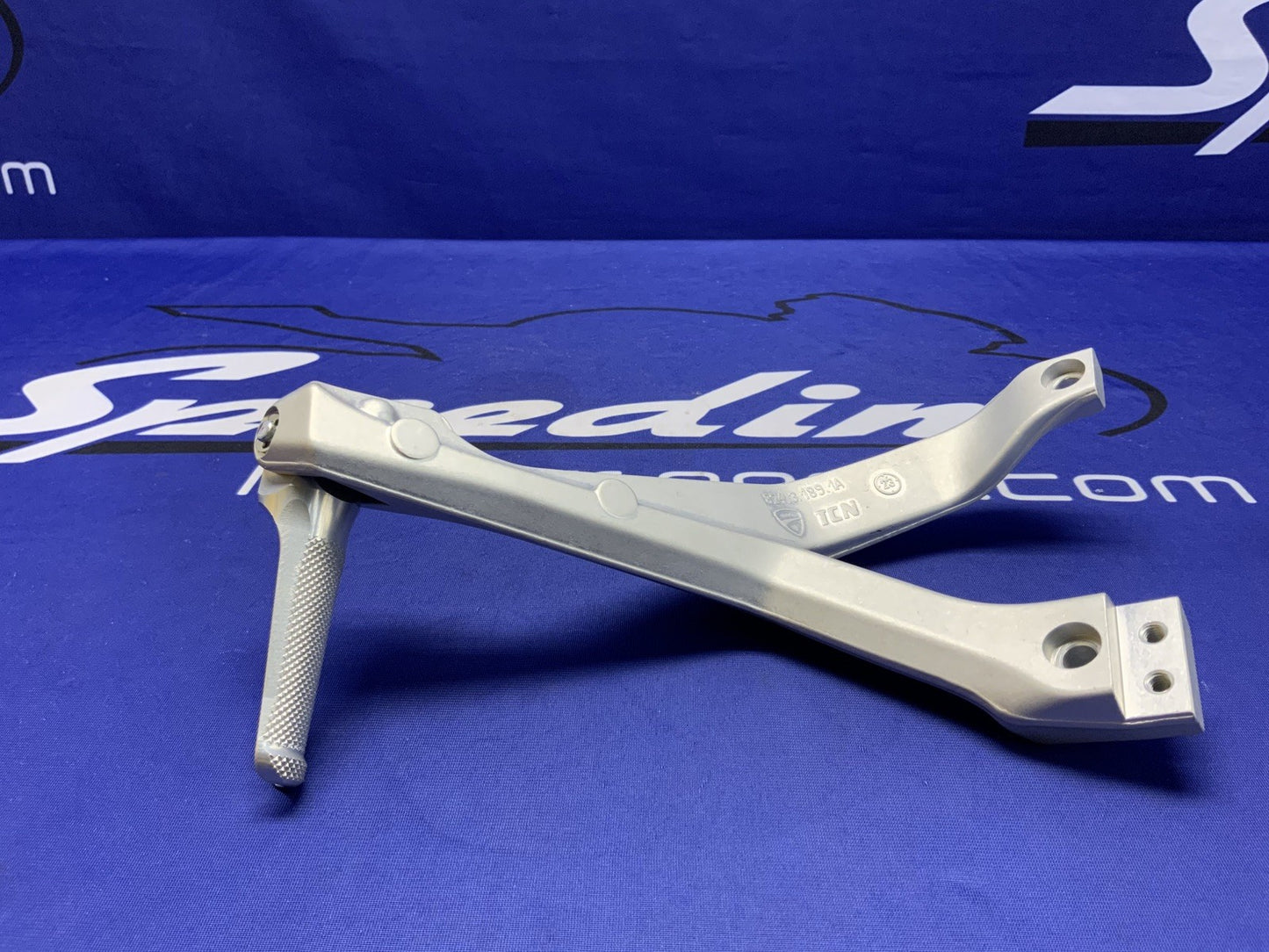 Ducati Right Pillion Foot Rest Superbike Panigale 2012 OEM 82411892BA-3