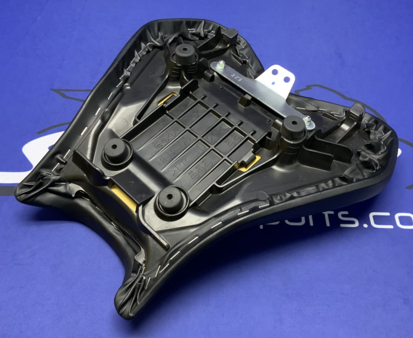 Yamaha Seat YZF-R7 2022-2025 OEM BEB-24710-00-00