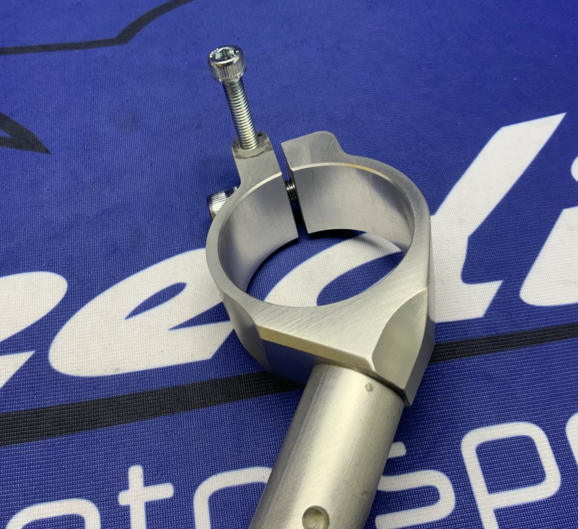 Yamaha Right Handlebar Assembly YZF-R6 2017-2024 OEM BN6-26122-00-00